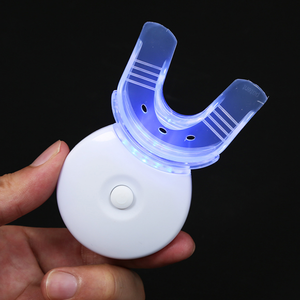Kit de blanchiment des dents, seringue de peroxyde de Carbamide, légère, plateaux - Product Image 5