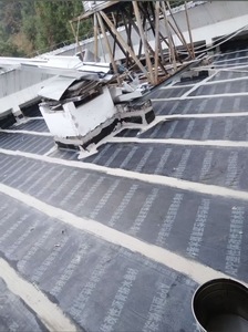 Vente directe usine – Tissu membrane imperméable – Rouleau de bitume modifié SBS moderne pour bureaux – Étanchéité noire pour bâtiments - Product Image 3