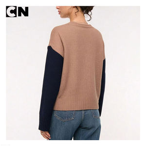 Suéter con Certificación GRS, Diseño Personalizado de Fábrica, Logotipo Personalizado, Suéter de Mujer con Cuello Redondo, Bolsillo en Contraste, de Acrílico y Poliéster, para Días Casuales - Product Image 5