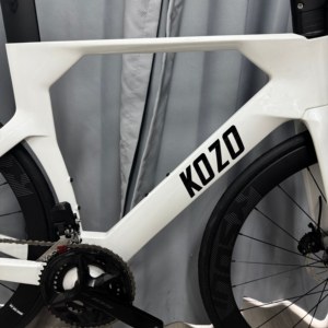 Bicicleta de Carretera de Carreras de Fibra de Carbono de 24 Velocidades Oficial Kozo, Freno de Disco Hidráulico <span class=keywords><strong>Shimano</strong></span> UT 8020, Hardtail - Product Image 4