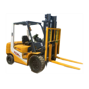 Carrello Elevatore TCM da <span class=keywords><strong>8</strong></span> Tonnellate a Carburante e Impilatore a Gas Naturale <span class=keywords><strong>Komatsu</strong></span> Portatile con Pinza Circolare da 4 Metri - Product Image 1