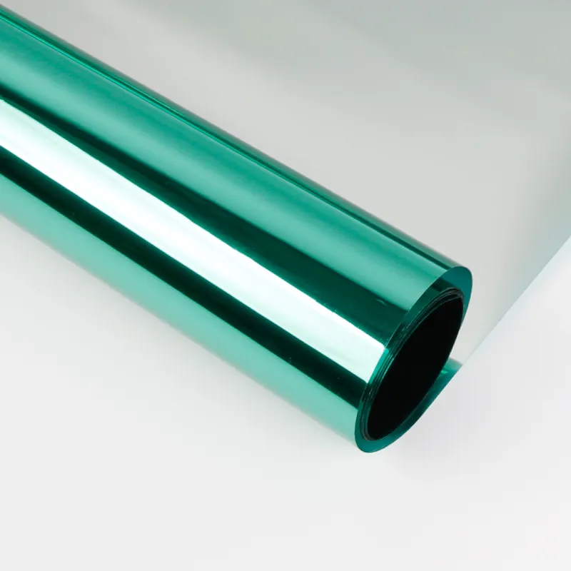 สีเงินและสีเขียว