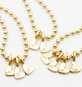 Colgantes y Dijes Personalizados de Plata de Ley 925 Bañados en Oro con Iniciales y Corazones, Dijes de Oro Laminado Plata 925 para Collares y Pulseras - Product Image 3