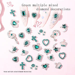 Charmes en forme de cœur 3D de couleur verte pour la <span class=keywords><strong>Saint</strong></span>-<span class=keywords><strong>Valentin</strong></span>, charmes pour l'art des ongles, strass pour les ongles, pour la manucure, décoratifs pour les filles - Product Image 3