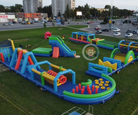 Parcours d'obstacles gonflable Nerf Gun avec saut de falaise