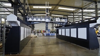 Router CNC de 5 Ejes de Gran Formato Rongchi con Sistema de Control Syntec, Alta Rigidez, Motor Único para Tallado de Moldes de Carrocería de Automóviles