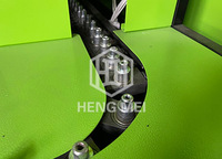 Vente en gros machine semi-automatique de moulage par soufflage d'eau minérale boissons en bouteille bouteilles d'eau minérale efficace et économiseuse d'énergie