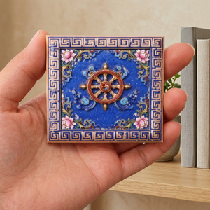 Vente en gros de roues de Dharma bouddhistes tibétaines décoratives, motif floral de lotus bleu, art mural bouddhiste pour la décoration de temples et de maisons, en vrac - Product Image 1