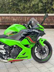 Moto sportive de poche électrique sans balais <span class=keywords><strong>Kawasaki</strong></span> Ninja 400 4 temps - Product Image 1