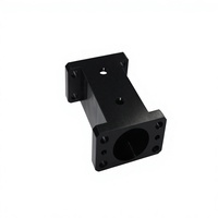 Support de montage en aluminium usiné CNC avec trous carrés et trous pour vis, pour applications de fraisage