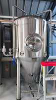Unitank de bière professionnel en acier inoxydable 1500L personnalisé avec moteur de pompe et récipient à pression