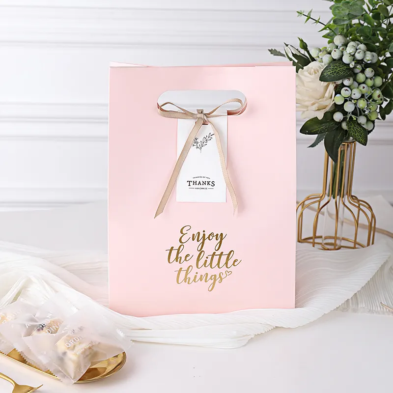 Logo personalizzato lamina d'oro rosa grazie imballaggio sacchetti di carta regalo di caramelle sacchetto regalo di carta da sposa con manici