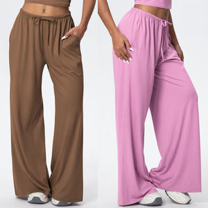 Pantalon de survêtement ample et décontracté avec cordon de serrage Pantalon à jambes larges Logo personnalisé Pantalon de <span class=keywords><strong>jogging</strong></span> en fil de nylon pour femmes en soie glacée - Product Image 1
