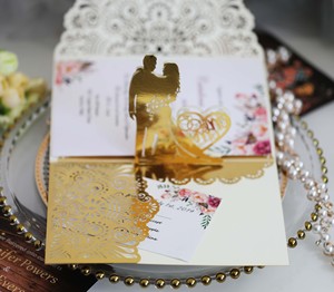 Cartes <span class=keywords><strong>pop</strong></span>-up 3d personnalisées en feuille d'or à trois volets invitations de mariage luxe élégant pour douche nuptiale carte de mariage - Product Image 5
