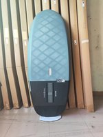 Hydroptère électrique avec planche de surf Carbon TEC Wing Foil Board