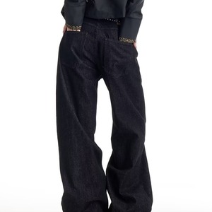Jean en denim pour homme à col montant avec détail de sangle, coupe ample, vente en gros - Product Image 3