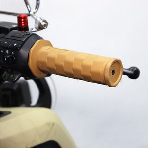 Vente en gros Bon marché Poignée en caoutchouc Poignées universelles multicolores pour guidon de <span class=keywords><strong>moto</strong></span> Poignées de <span class=keywords><strong>moto</strong></span> personnalisées - Product Image 5