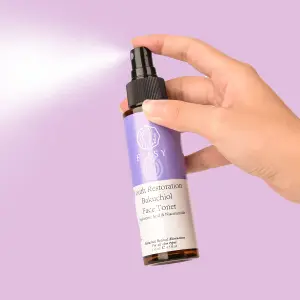 Spray toner pour le visage à la vitamine C brillante de marque privée toner hydratant pour le visage au bakuchiol pour peaux sensibles