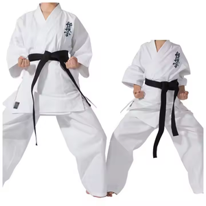 <span class=keywords><strong>Kimono</strong></span> de karaté personnalisé avec logo, uniforme de karaté Kyokushin Gi professionnel, 100% coton polycoton 8oz, uniforme de karaté Kyokushinkai Gi - Product Image 5