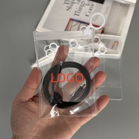 Ensemble de bijoux personnalisé avec emballage souple, petit sac en plastique holographique EVA avec fermeture éclair et logo pour les sacs cadeaux de bijoux