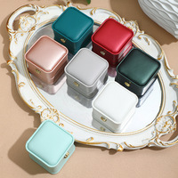 Boîte à bijoux haut de gamme en cuir PU, boîte cadeau pour colliers, bijoux, design taille affinée, boîte d'emballage pour bagues, bracelets et joncs