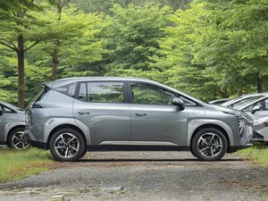 GAC AION Y Plus 510 Smart Edition SUV électrique 5 portes 5 places, autonomie 510 km CLTC, recharge rapide, véhicule électrique à énergie nouvelle, export - Product Image 3