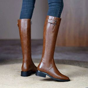 Women's Knee-High High Heeled <b>Boots</b> with Pointed Toe and Classic Design Featuring a Buckle Decoration for Autumn - Product Image 2