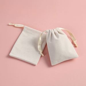 Sac à bijoux en velours élégant de haute qualité 7x9 cm, petite pochette avec cordon de serrage en ruban pour vos collections de pierres précieuses - Product Image 2