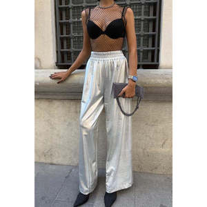 Pantalon Miracle Lake Plazzo argenté taille haute jambe large en satin anti-plis pour femme - Product Image 2