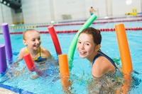 Nouilles de natation en mousse EPE pour piscine, bâton de flottabilité flottant, jouet aquatique pour enfants et adultes