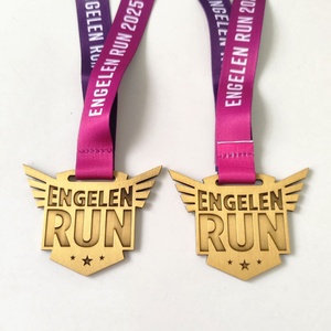 Medalla de Premio Deportiva de Metal Personalizada Oneway 5k 10K con Brillo, Recuerdos, Medalla 3D para Carrera, Carrera de Medio Maratón - Product Image 5