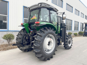 <span class=keywords><strong>Tracteur</strong></span> agricole à quatre roues motrices de 140 chevaux avec pneus larges anti-crevaison, spécial pour la culture des rizières - Product Image 2