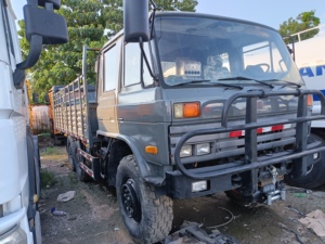 Véhicule de camion de DONG-FENG de 1-20T à traction intégrale pour le transport en ville Véhicule de ramassage de camion de cargaison à usage moyen - Product Image 5