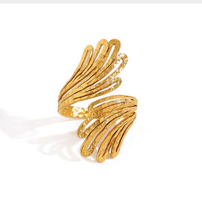 Anillo Abierto Geométrico en Capas, Acero Inoxidable, Chapado en Oro, Diseño Hueco Moderno, Anillo Ajustable Apilable, Joyería de Moda al por Mayor - Product Image 6