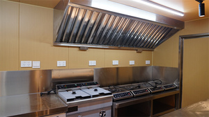 Cuisine en conteneur d'expédition personnalisée pour restaurant, fonctionnelle pour la préparation, la cuisson et le service, fabriquée en acier et panneaux sandwich - Product Image 6