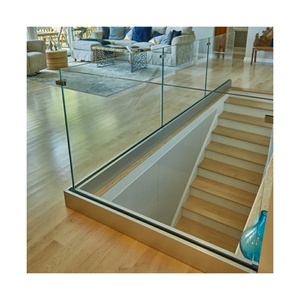 Barandilla de Vidrio en Forma de U para Exteriores, Resistente a la Oxidación, con Riel de Aluminio en Forma de U, Resistente a la Intemperie, para Jardín o Patio - Product Image 1