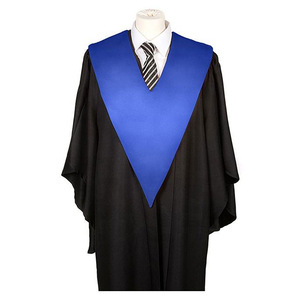 Châle de graduation unisexe noir à col en V avec bordure dorée en satin pour la cérémonie de remise des diplômes universitaires - Product Image 4