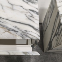 Table de chevet moderne de luxe en marbre Arabescato, table de nuit carrée en marbre blanc, meuble de chambre à coucher de luxe avec tiroir