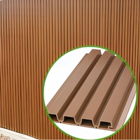 Panel de Pared Exterior de PE Sólido, Revestimiento de WPC Resistente a Impactos y de Alta Resistencia para Proyectos de Renovación de Exteriores de Edificios Comerciales