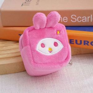 Prêt à expédier : Porte-monnaie portable en peluche multicolore, pochette à cartes en tissu doux pour l'hiver, étui de rangement pour rouge à lèvres - Product Image 3