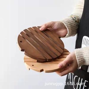 Manteles Individuales de Madera con Forma de Pez Personalizados, Manteles Aislantes de Calor de Forma Irregular, Estilo Nórdico para Protección de Vajilla - Product Image 5