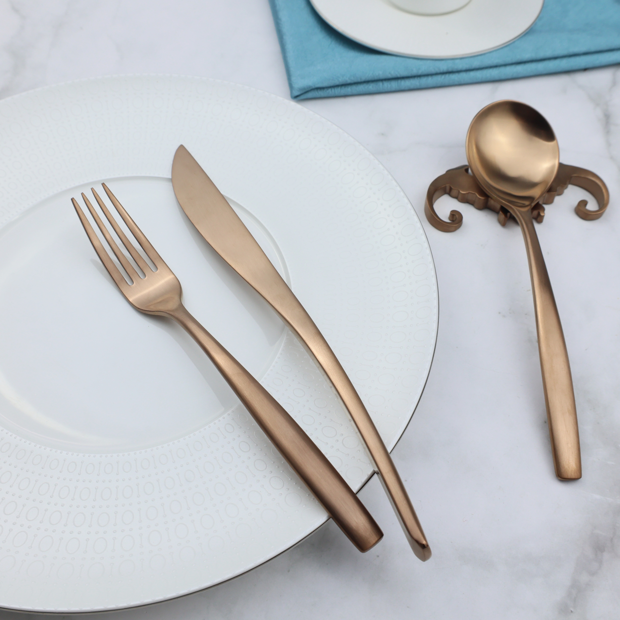Modern New Waist-shaped Luxurious Matte Rose Gold Tableware Set High-quality Stainless Steel Knives Forks and Spoons · image 2