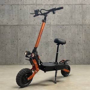 Scooter électrique adulte pliable tout-terrain 60V 40Ah 6000W M11 avec frein à disque hydraulique puissant, autonomie de 60 à 120 km, roues de 11 pouces - Product Image 4