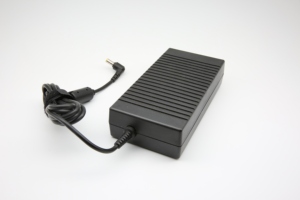 19,5 V 9.5A 180W 6,5*3,0mm <span class=keywords><strong>Cargador</strong></span> <span class=keywords><strong>de</strong></span> <span class=keywords><strong>PC</strong></span> para <span class=keywords><strong>Toshiba</strong></span> Notebook Laptop Adaptador <span class=keywords><strong>de</strong></span> CA al por mayor - Product Image 4