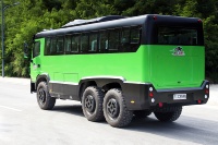 6 por 6 Nuevos Mini autobuses Dongfeng Coach Bus en stock con All Wheel Drive AWD Buses 30 Asientos de pasajeros a la venta