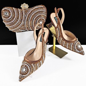 <span class=keywords><strong>Zapatos</strong></span> <span class=keywords><strong>de</strong></span> Novia Italianos <span class=keywords><strong>de</strong></span> Tacón Alto en Verde, Conjunto <span class=keywords><strong>de</strong></span> Bolso <span class=keywords><strong>de</strong></span> Mano con Cristales a la Moda para Bodas Africanas, Duraderos y Elegantes - Product Image 1