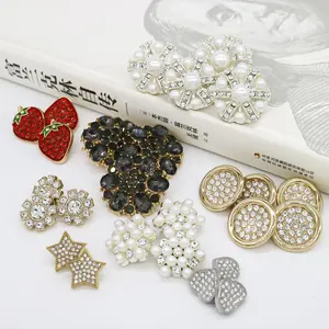 Wholesale new design metal alloy resin plastic rhinestone crystal embellishments shank buttons for clothes