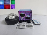 Lampe de table projecteur d'étoiles rotative, boule magique disco, veilleuse à télécommande, lumière changeante de couleur pour chambre à coucher