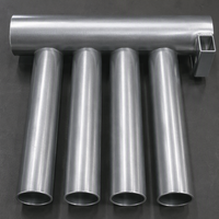 Pièces de tuyauterie galvanisée soudées avec trous pré-percés - Tubes en acier résistant à la rouille pour usage extérieur et industriel