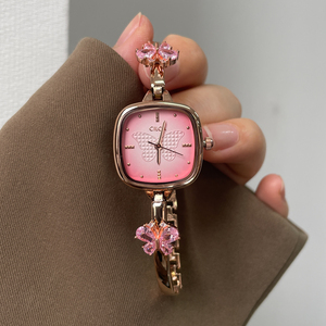 Montre-bracelet CILOA en quartz rose avec cadran carré, bracelet à maillons floraux, montre de soirée pour femme - Product Image 5